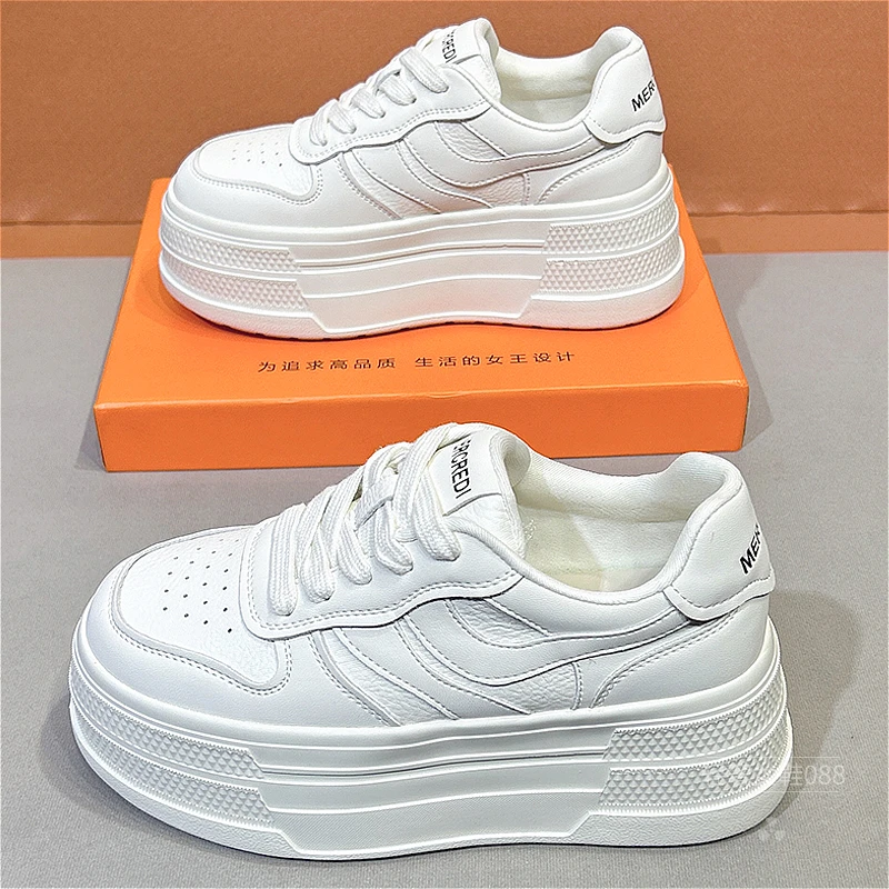 潮牌真皮厚底小白鞋女2025春季透气百搭舒适轻便显脚小休闲板鞋