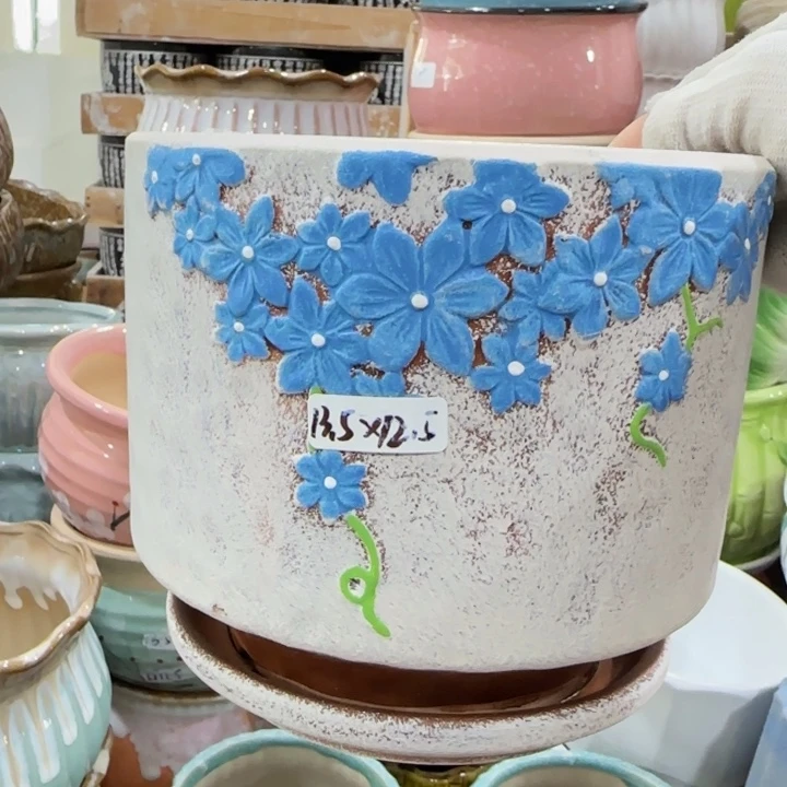 凑9块包邮，有孔，不清楚找客服