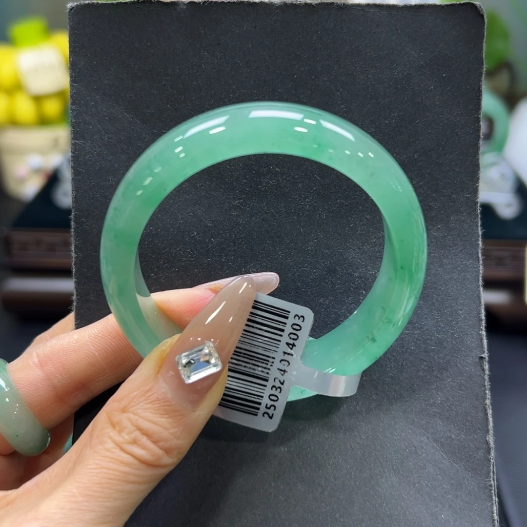 石英质玉（非洲翠）未镶嵌手镯53-54