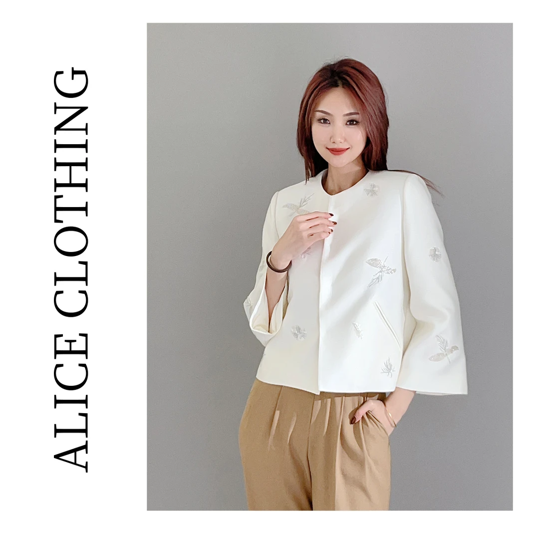 1alicelulu “花舞之姿”名媛外套柔糯亲肤 闪耀刺绣 H2137168A