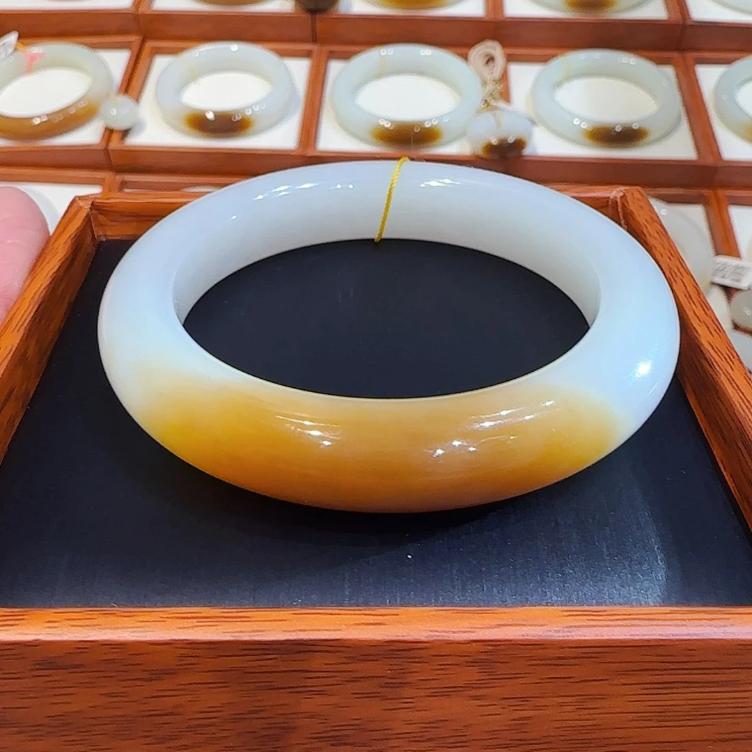 和田玉手镯未镶嵌且末一抹老红糖56+ 57 58