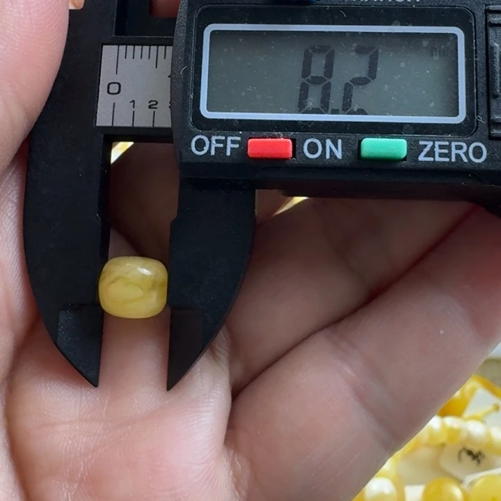 未镶嵌琥珀裸石04