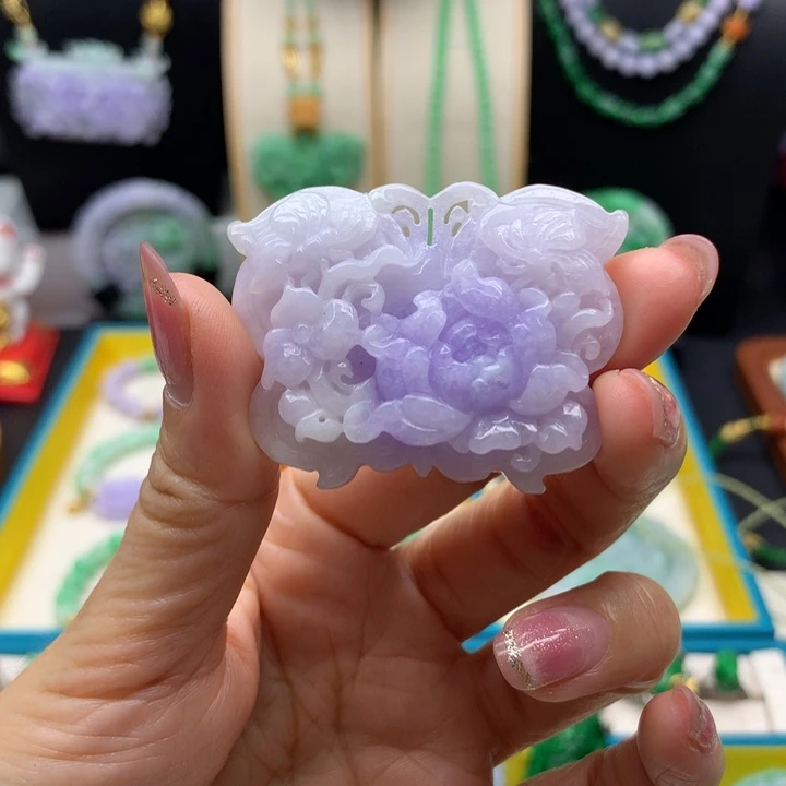 颈饰未镶嵌翡翠翡翠蝴蝶
