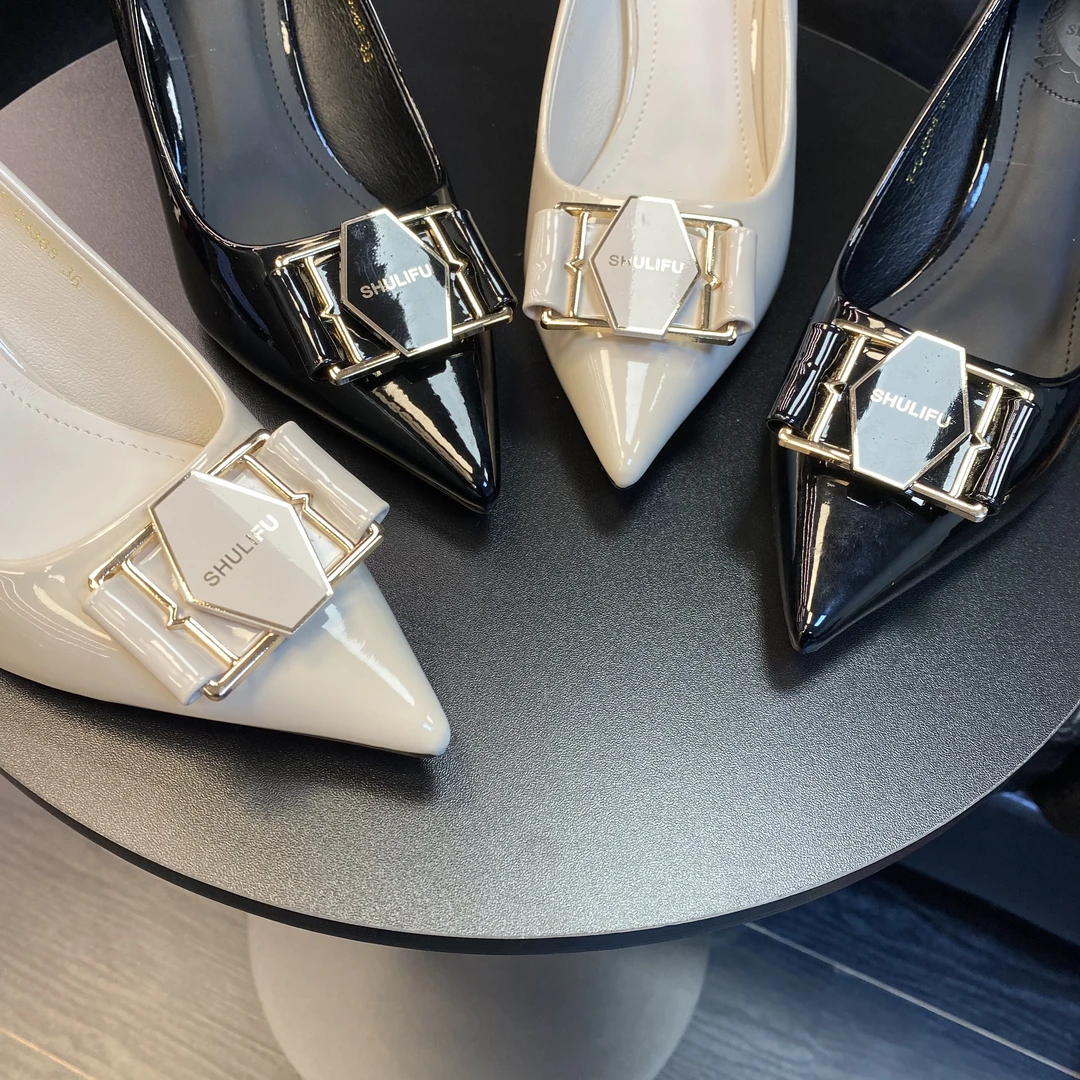 2025新款红底韩版高跟鞋浅口法式百搭漆皮性感时尚高级夏季高跟鞋