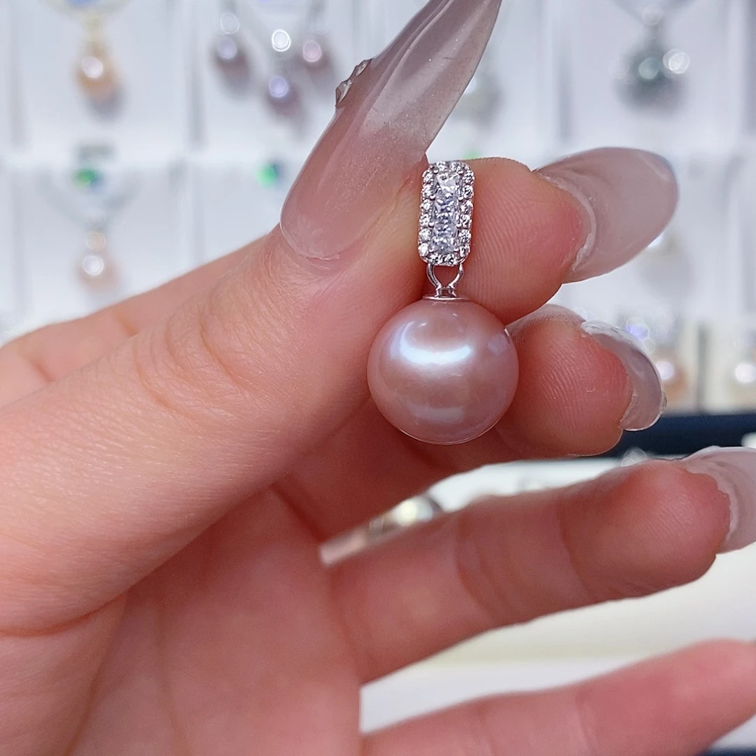 淡水珍珠吊坠(赠链)银S925镶嵌