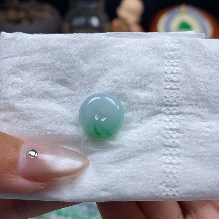 翡翠挂件未镶嵌吊坠