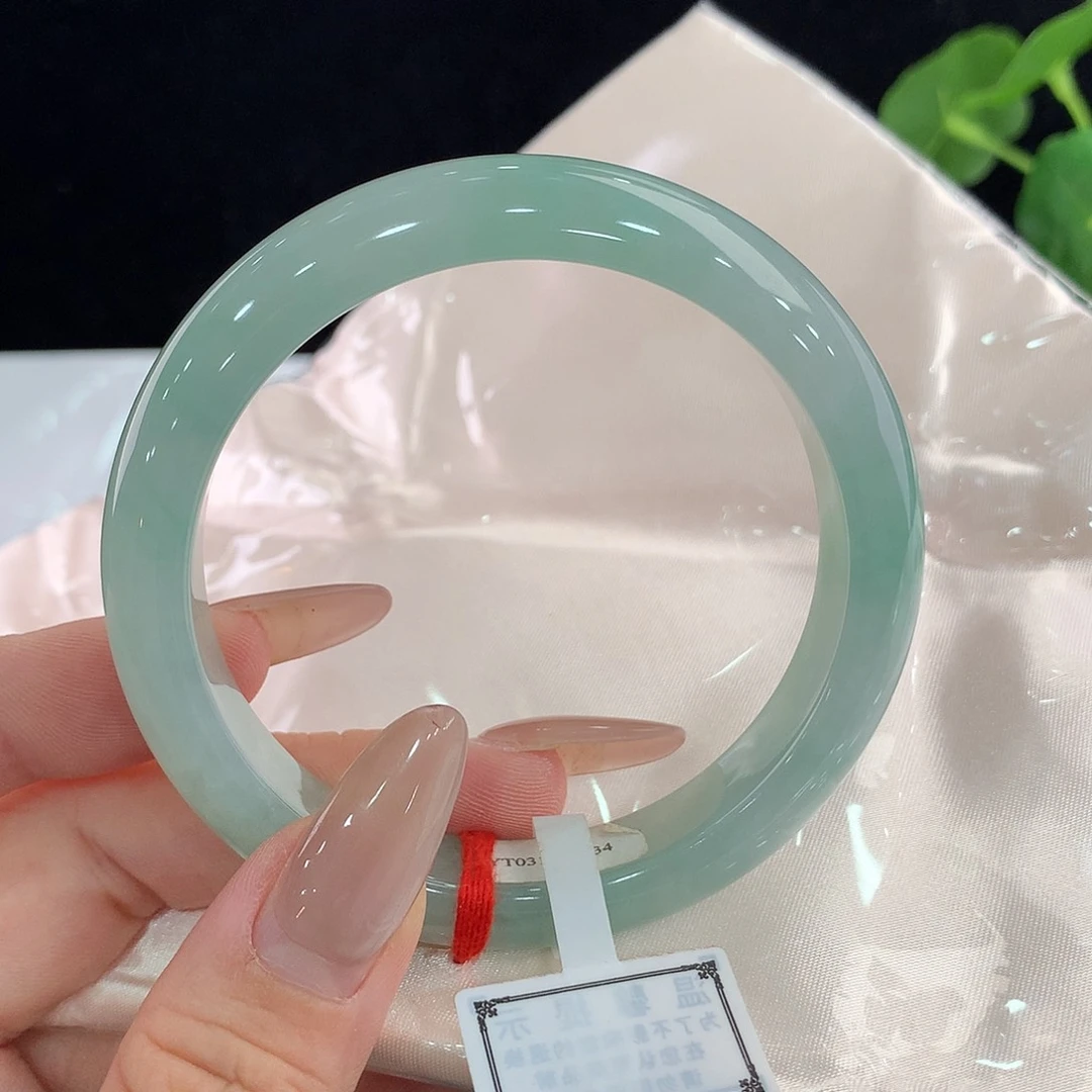 翡翠手镯未镶嵌正57/58