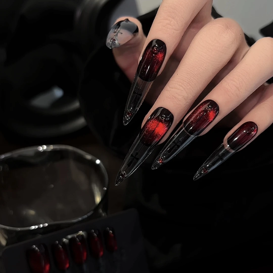 GEQIN【血色圣殿】尖门哥特风暗黑玛丽高级反法式猫眼玻璃珠穿戴甲