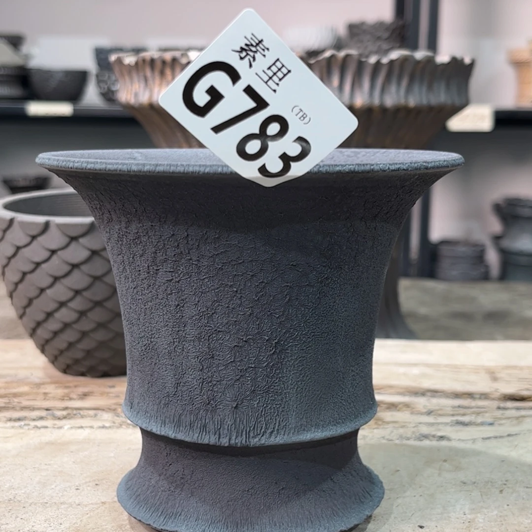 陶内口13高11.5瑕疵