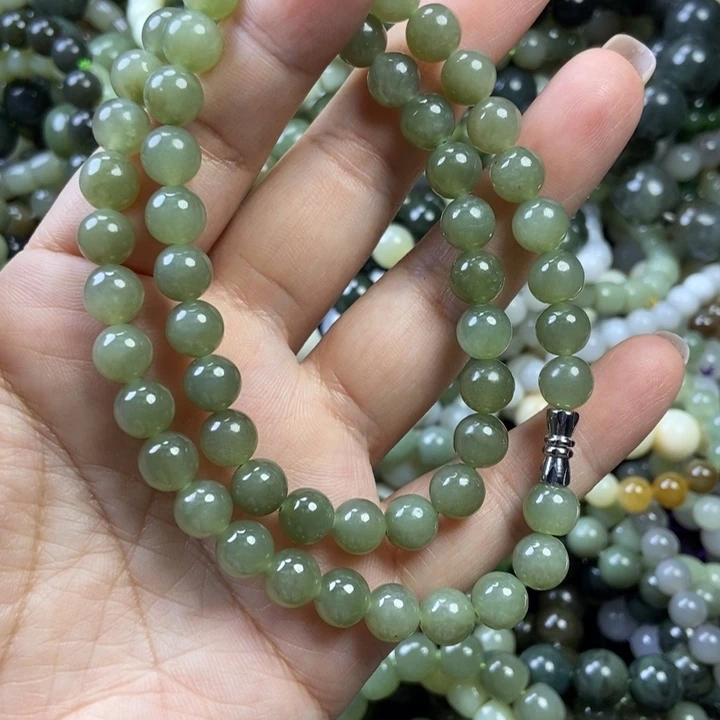 颈饰未镶嵌和田玉卡8
