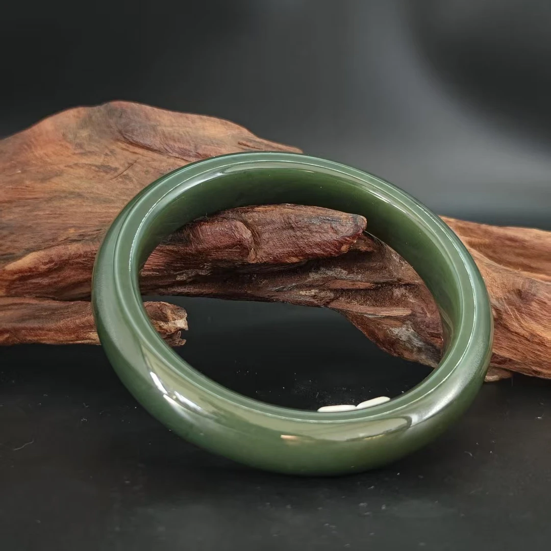 Q和田玉手镯（卡63+）0615