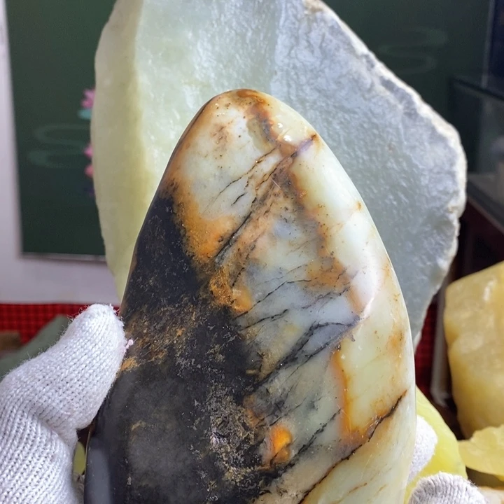 蛇纹石玉珠宝岫玉原石未镶嵌