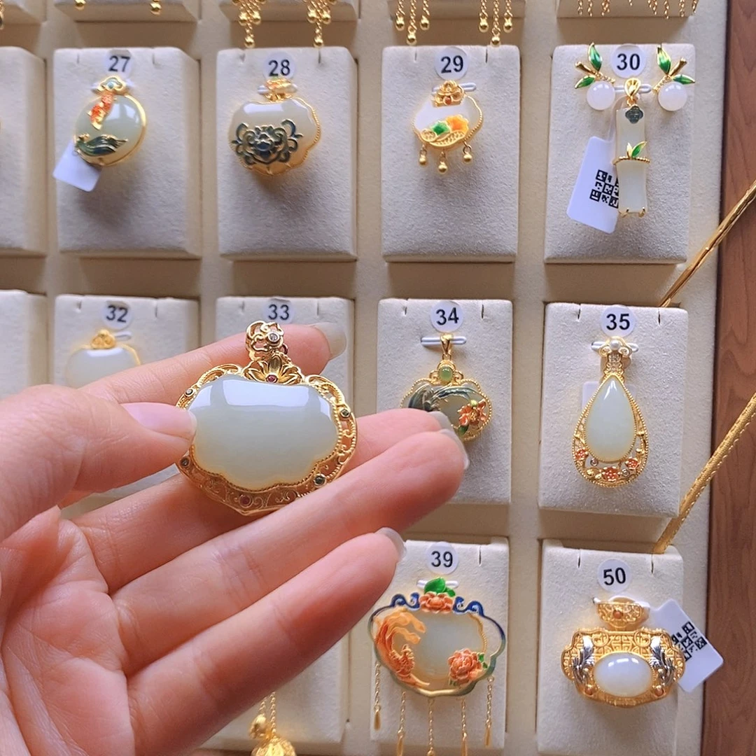 和田玉银S925镶嵌颈饰