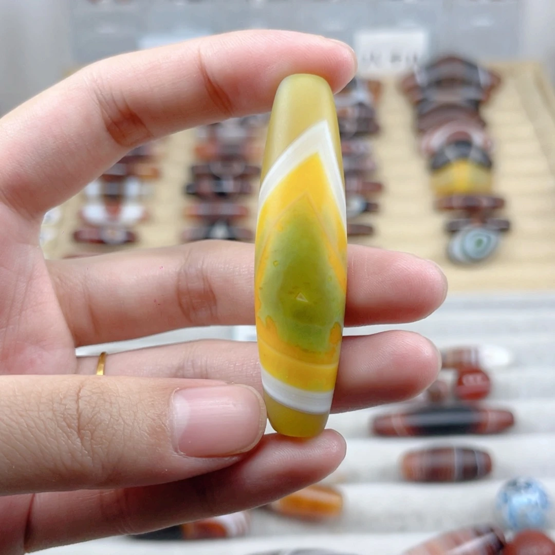 用***0玛瑙/玉髓合金颈饰