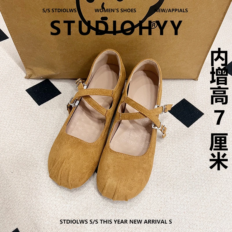 【禾央央】7cm踩屎感~小个子内增高玛丽珍鞋女粗跟软底浅口奶奶单鞋