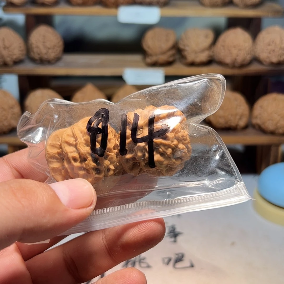 马***缺文玩核桃，014核桃