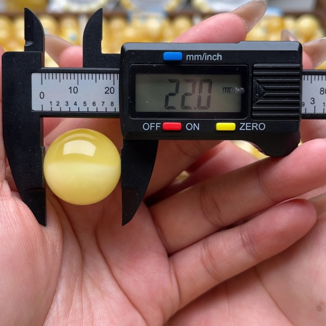 琥珀未镶嵌裸石蜜蜡圆珠笑