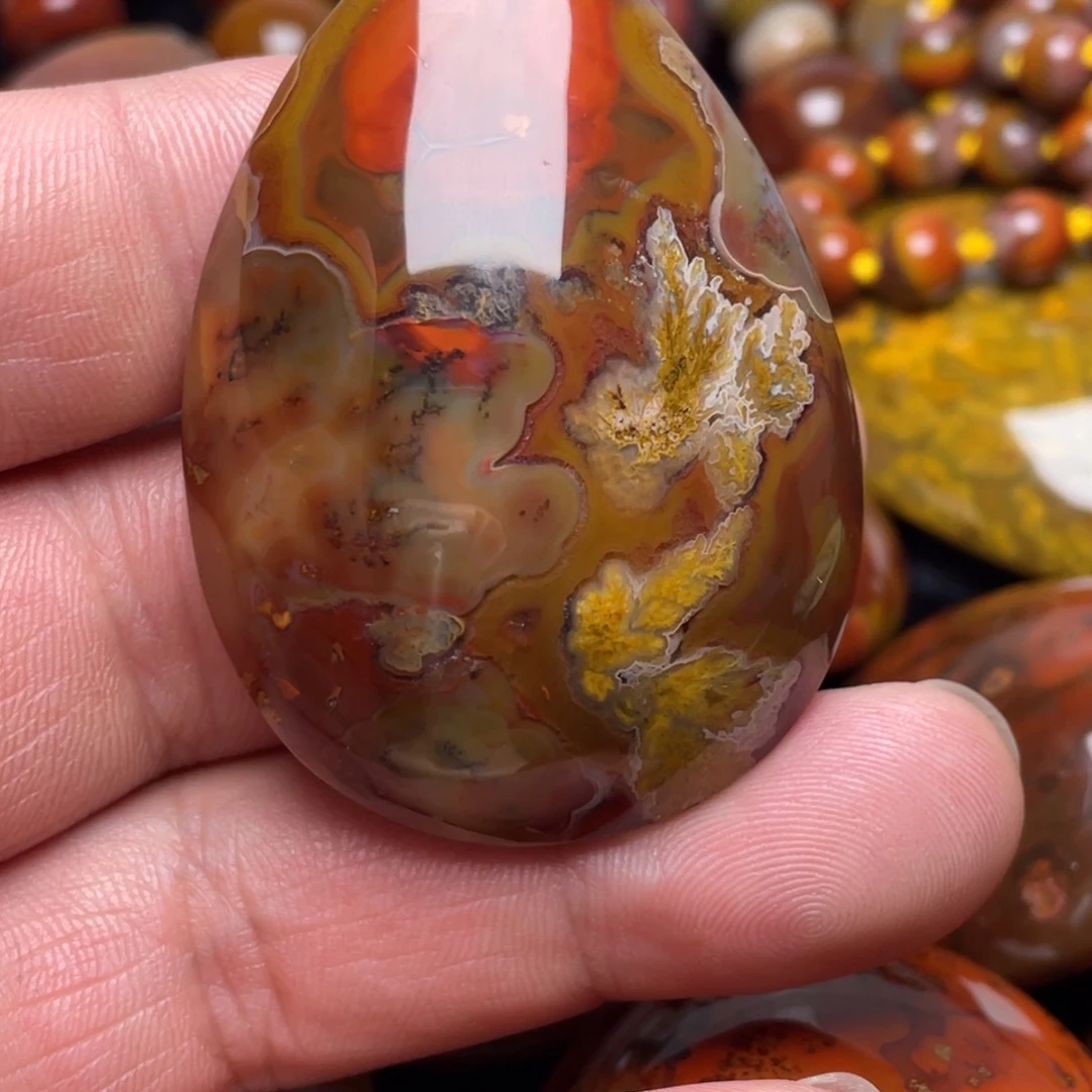 一***州玛瑙/玉髓未镶嵌牌子