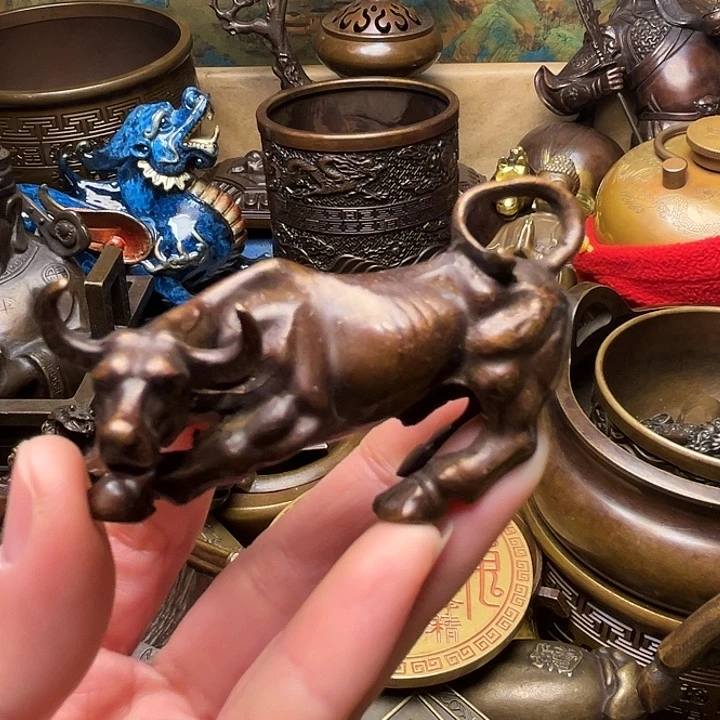 精美铜器批发档口