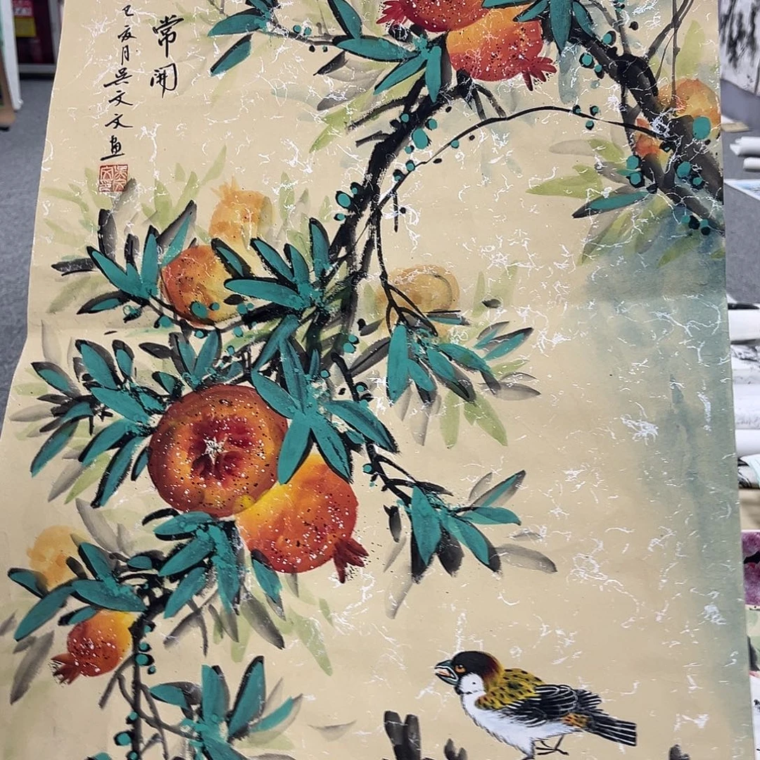 国画卖字画的小男孩