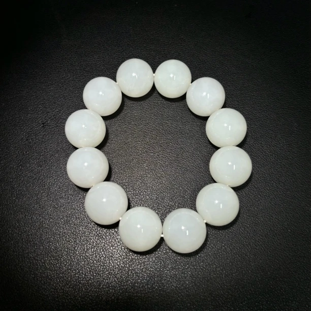珍藏和田玉圆珠手串/古94291