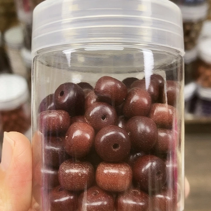 宣和贵妃香8✖️10mm天然桶珠到手50克打底微瑕