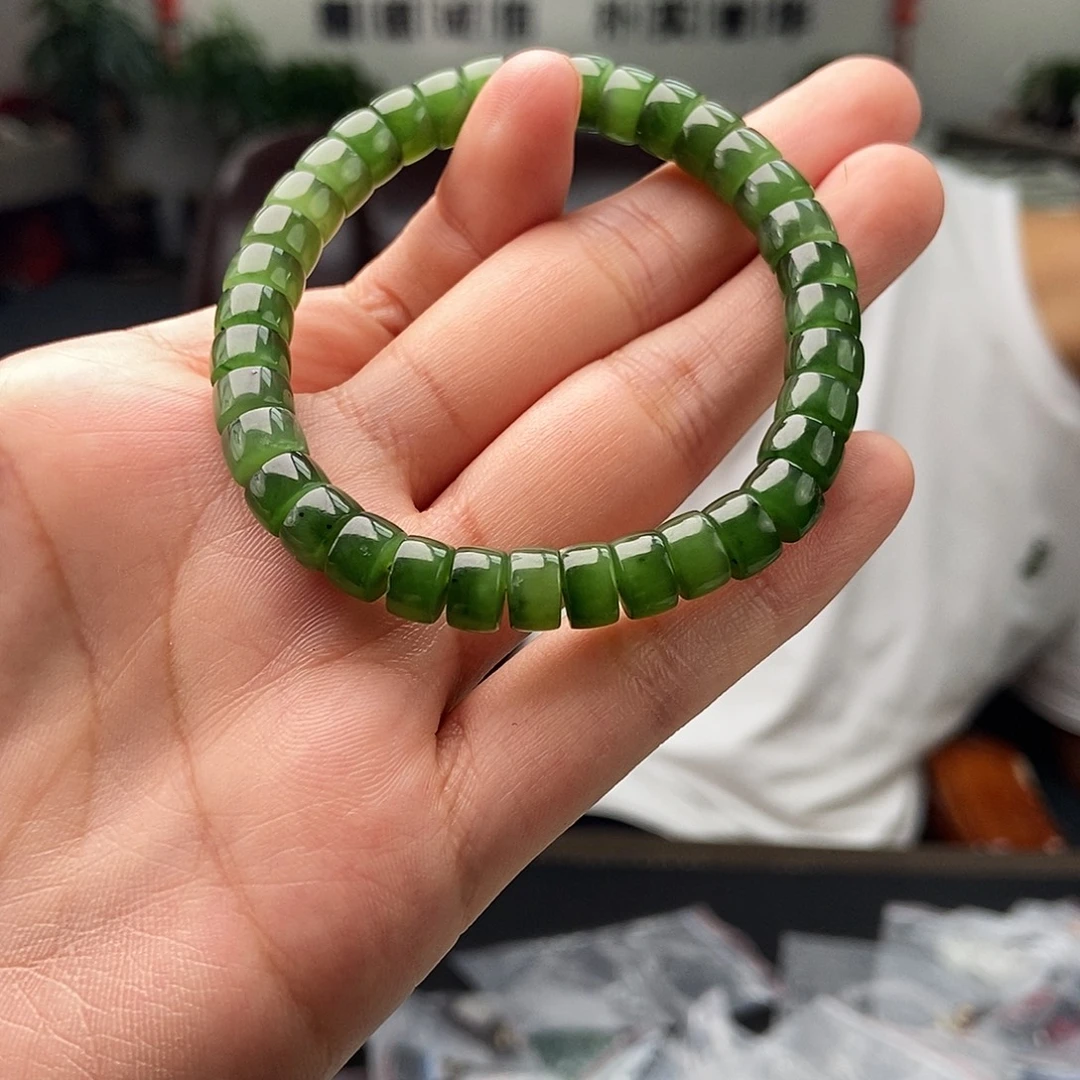 颈饰未镶嵌和田玉手串 颜色多样性发拍一发一