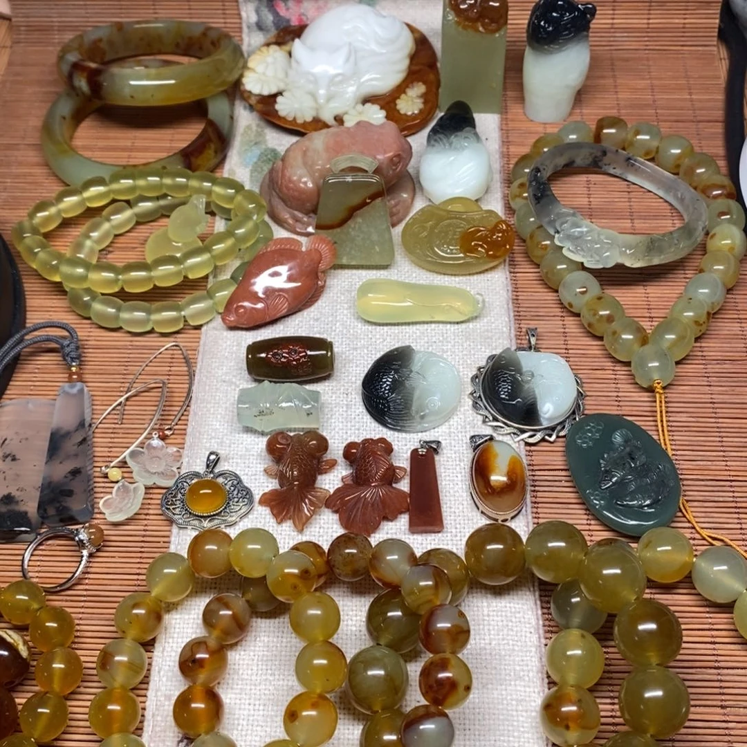 未镶嵌蛇纹石玉手机链