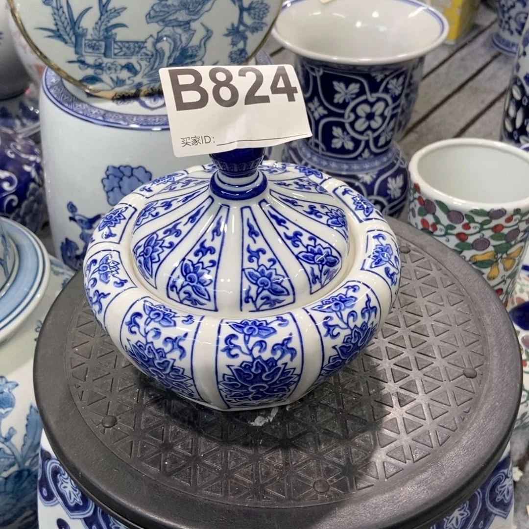 摆件心**念花瓶手绘釉下彩