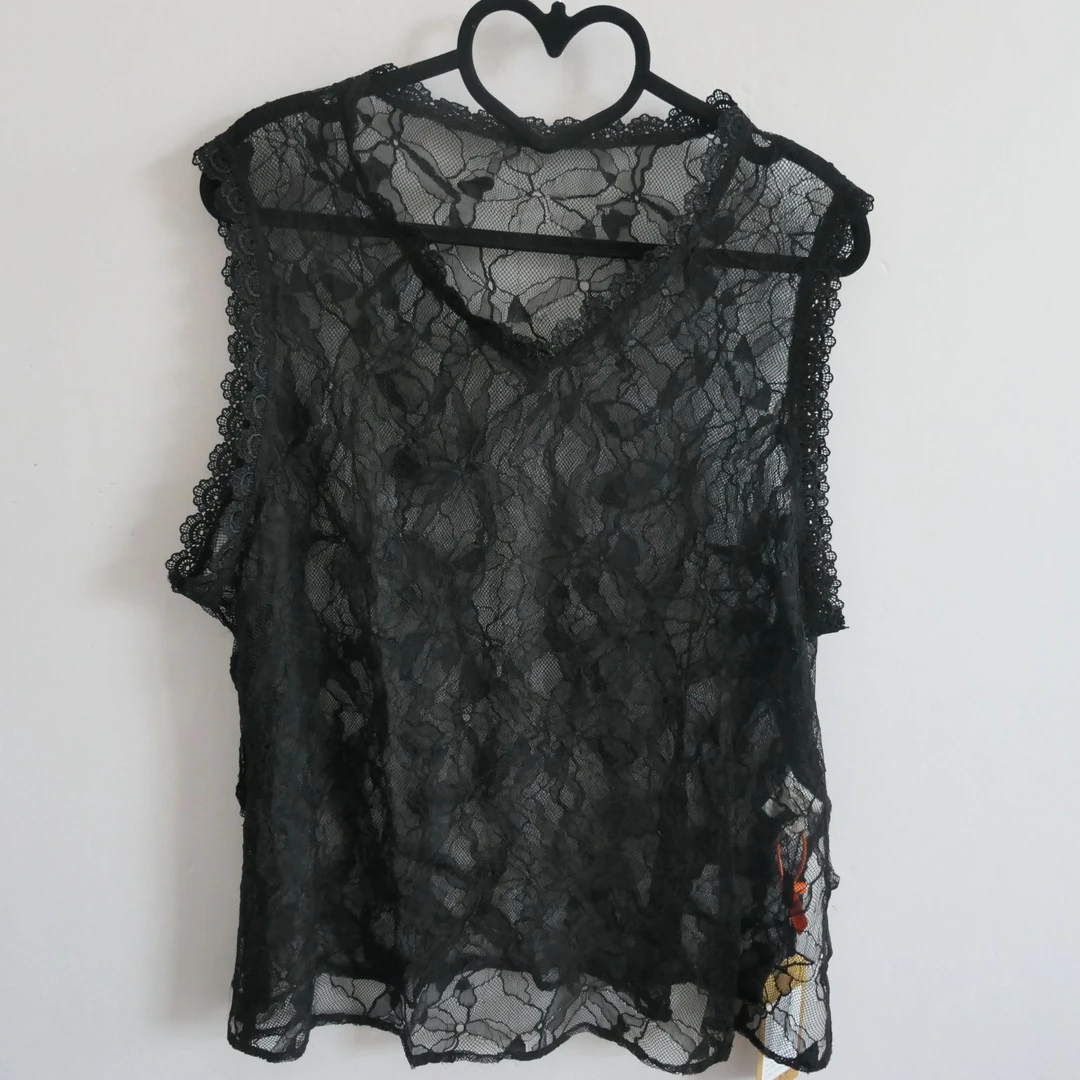 AB-1699黑色蕾丝性感薄款背心