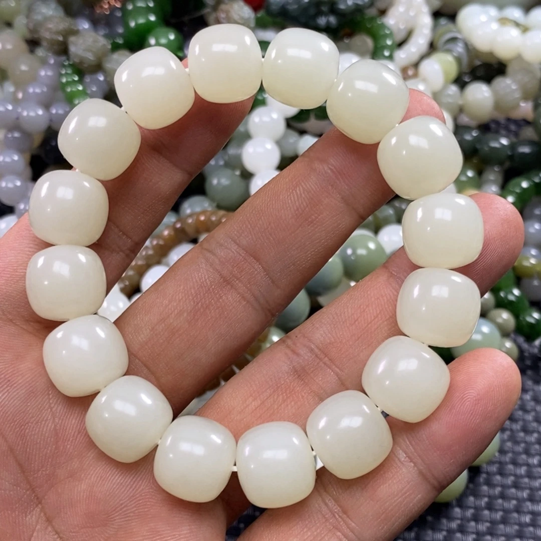 和田玉未镶嵌手链