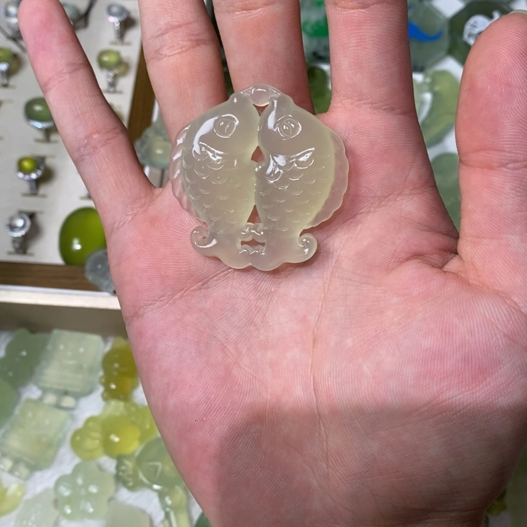 岫玉未镶嵌吊坠(不含链)