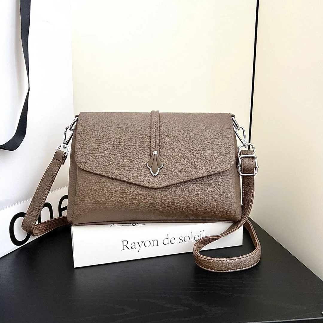 新款斜挎包真皮包包女轻奢时尚单肩包腋下洋气大容量方包简约百搭