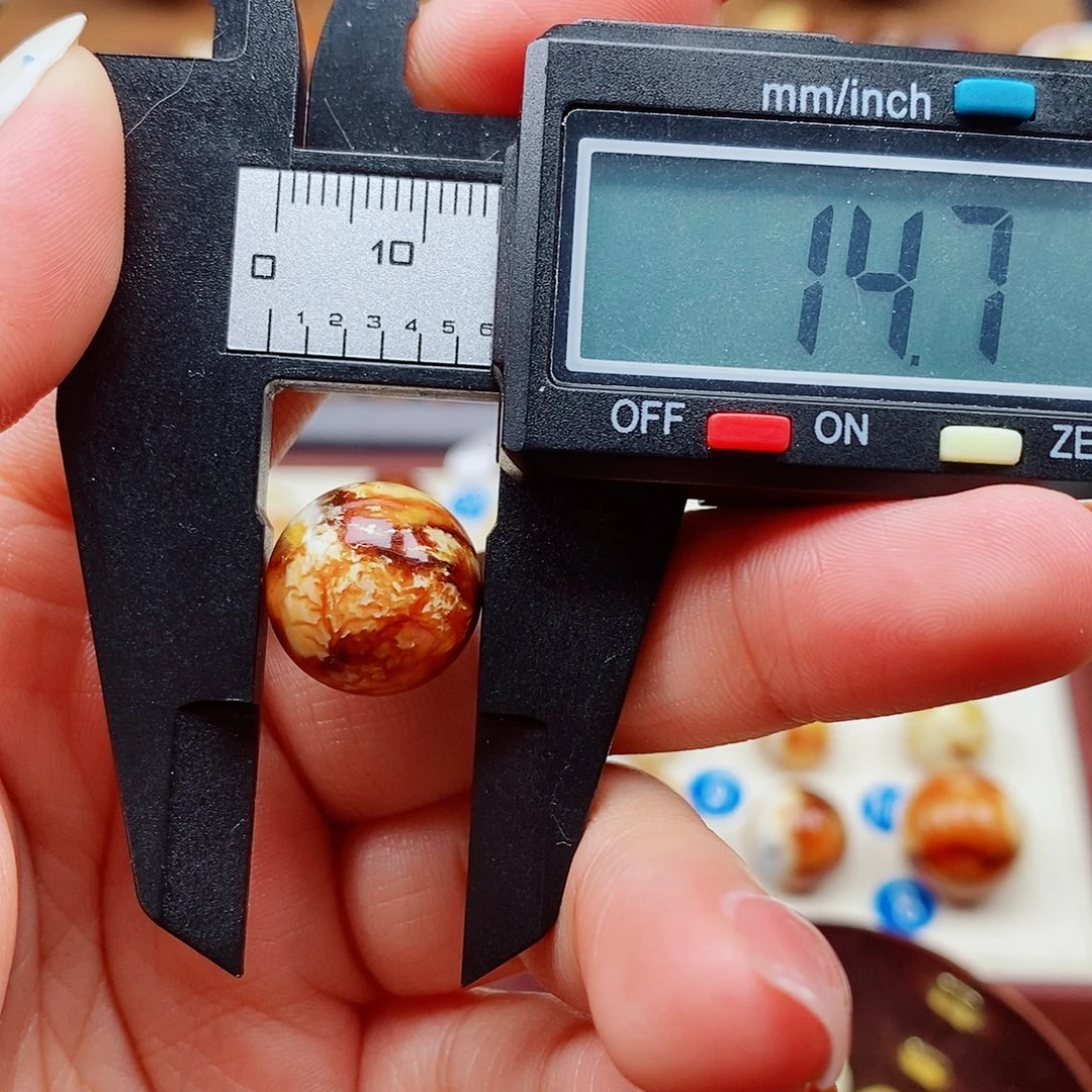 琥珀未镶嵌裸石蜜蜡