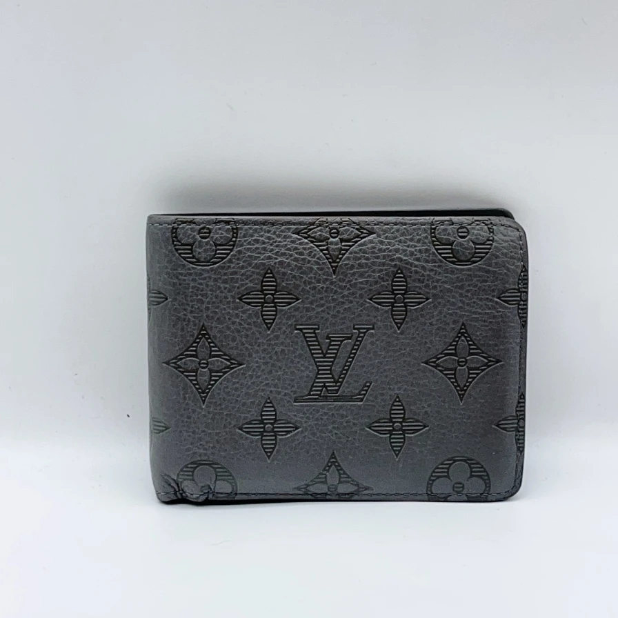 95新 LouisVuitton/路易威登 灰色压花芯片款钱包 1386 8534