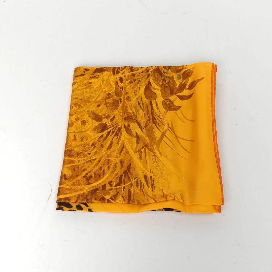 99新 Hermes/爱马仕 念念 印花 桑蚕丝 90*90 丝巾