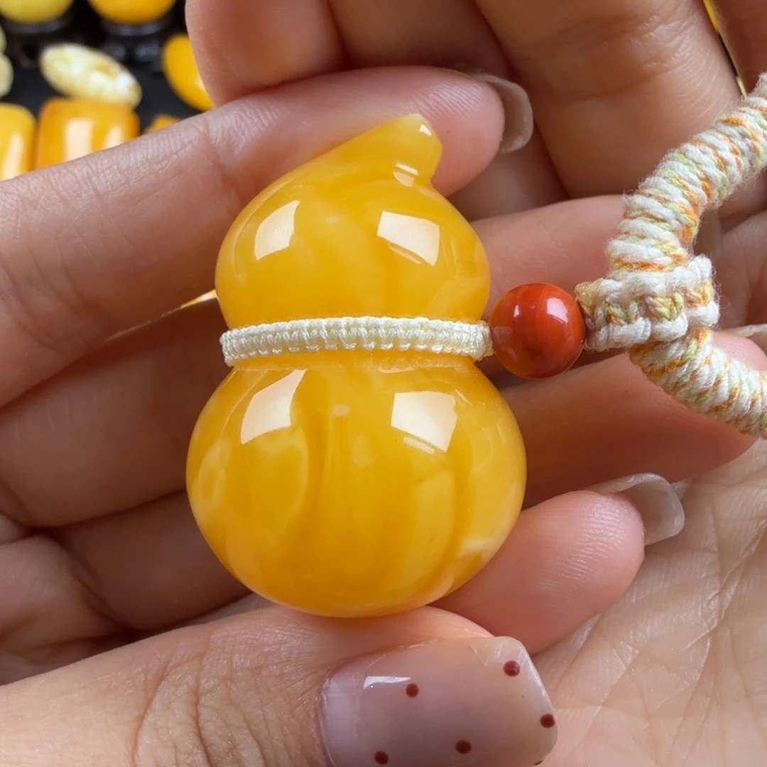 琥珀未镶嵌颈饰纯天然琥珀蜜蜡无优化