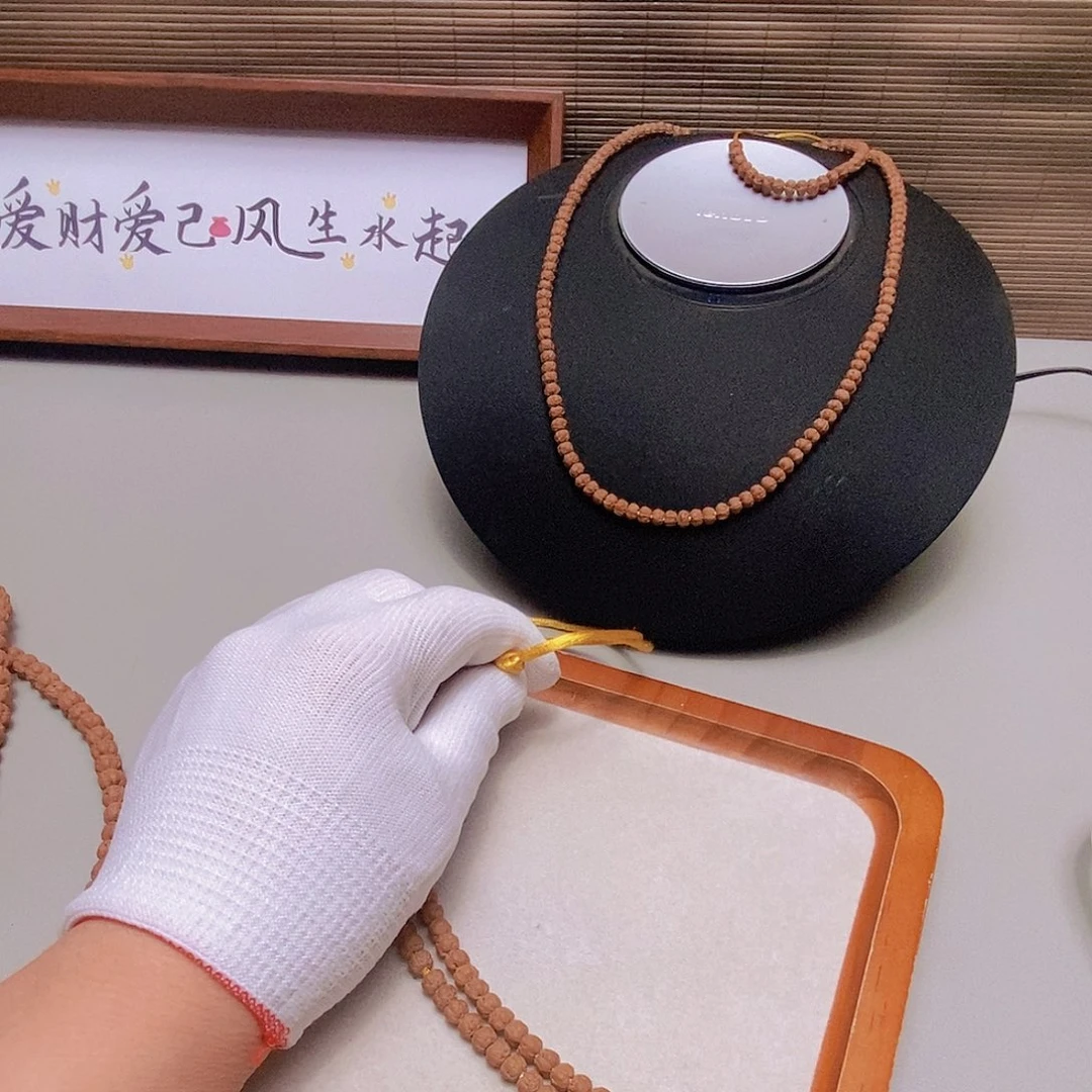 浩***）金刚菩提吊坠小拂手108颗