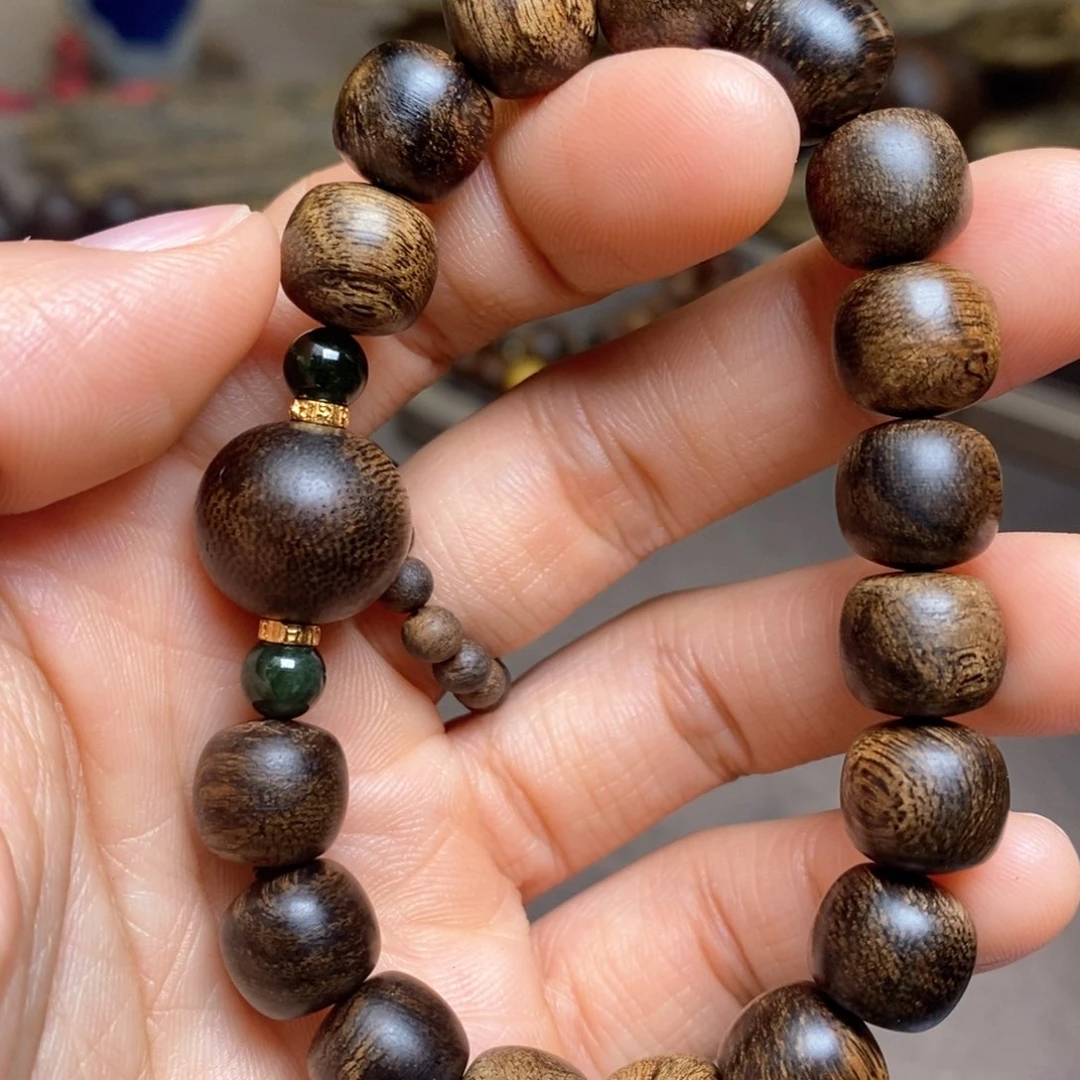 沉香手串越南芽庄白棋楠瘤疤1.0➕芽庄绿棋楠瘤疤1.5设计