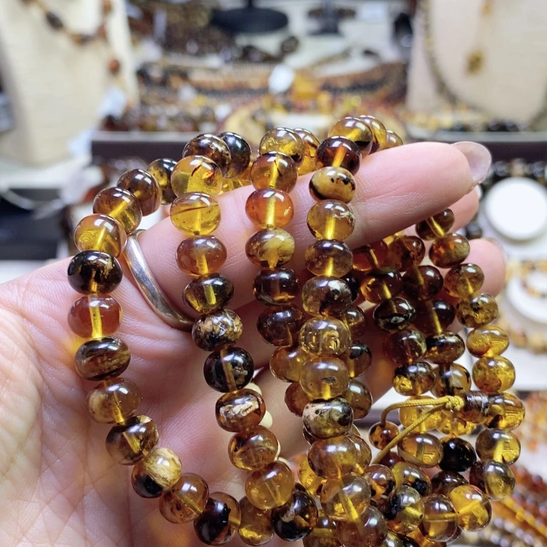 未镶嵌琥珀裸石溶洞8m