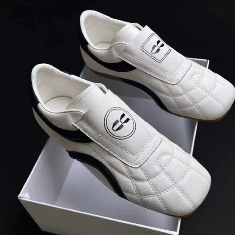 秋冬新款德训鞋圆方头阿甘鞋平底真皮舒适时尚休闲小白鞋轻便透气