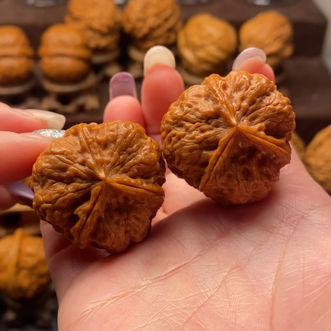 把件文玩核桃34梅花三棱