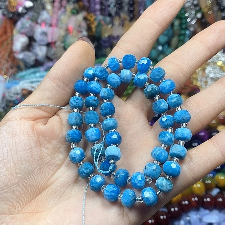 未镶嵌玛瑙/玉髓珠宝半成品天然蓝磷灰切面车轮卡8mm
