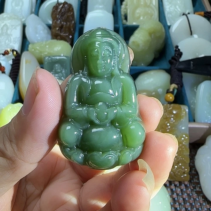 和田玉未镶嵌颈饰