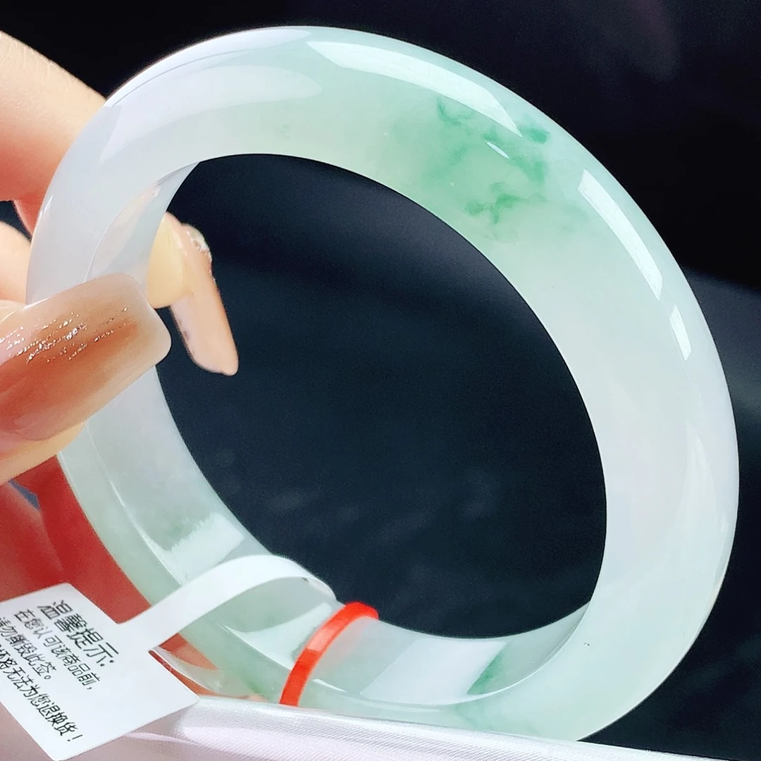 未镶嵌手镯翡翠56轮胎