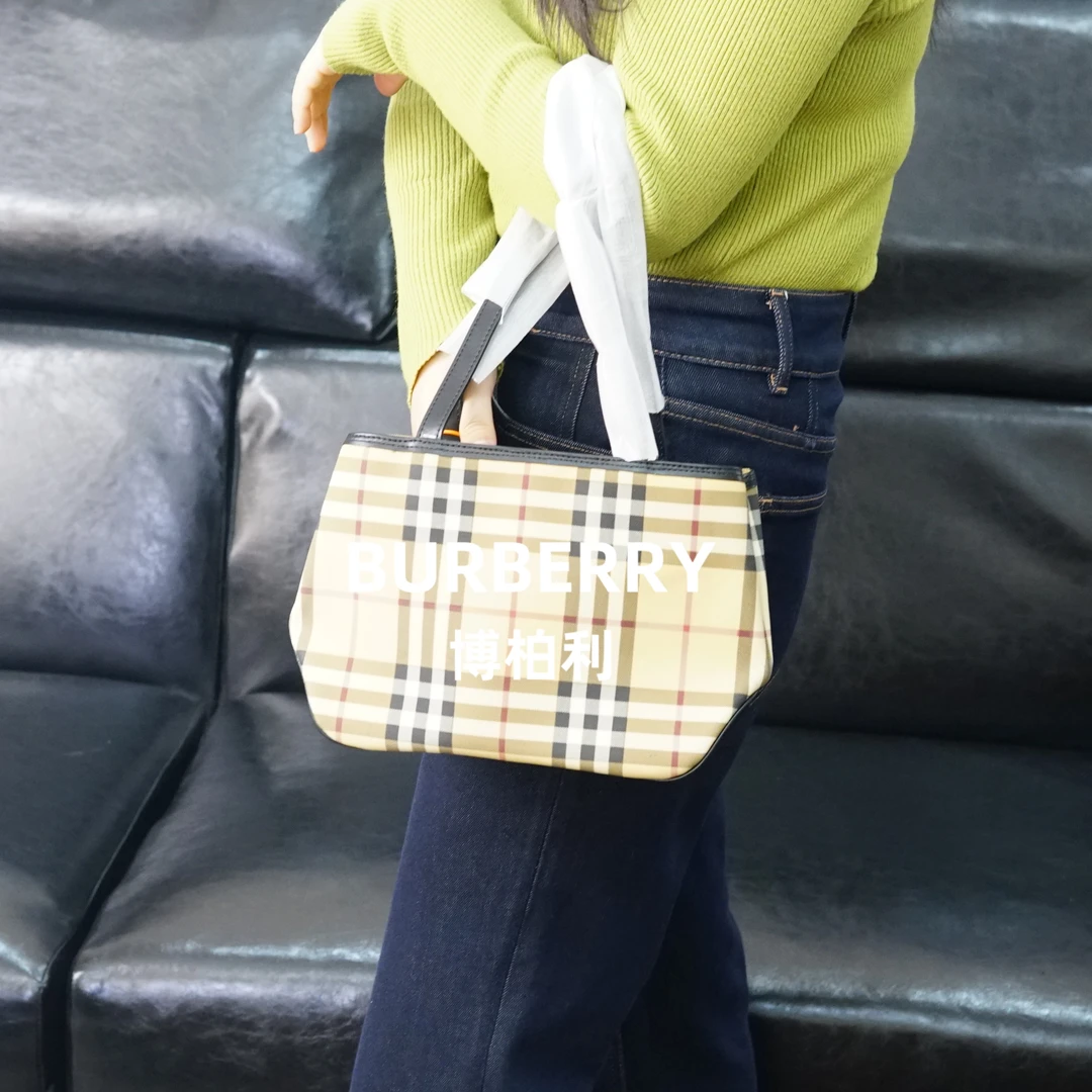 95新 BURBERRY/博柏利 格纹单肩包/AR10819076/9076
