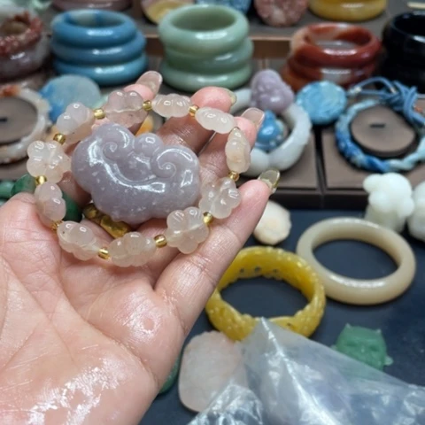 合金石英质玉（黄龙玉）手链凤****?
