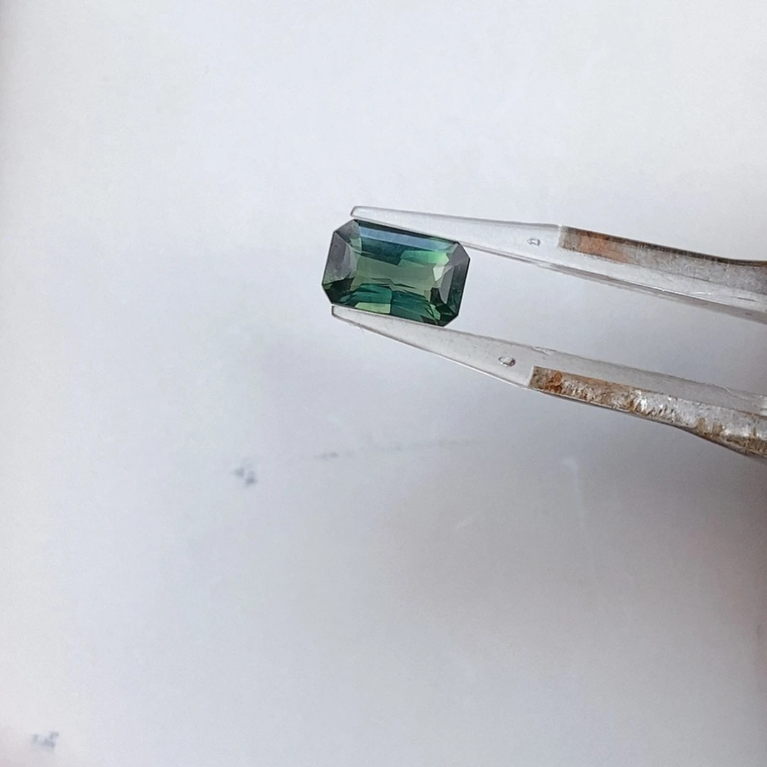 蓝宝石裸石天然天然