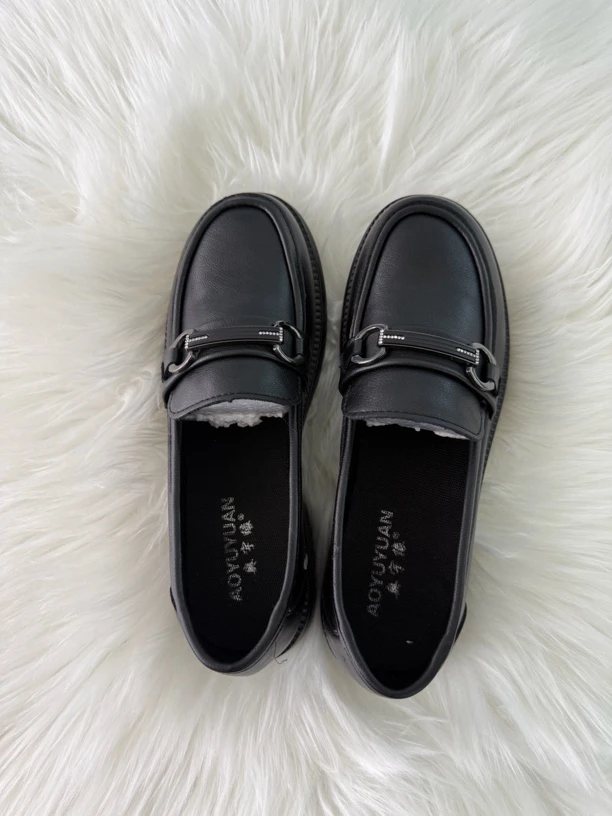 新款皮面柔软舒适防滑底乐福鞋一脚蹬女款