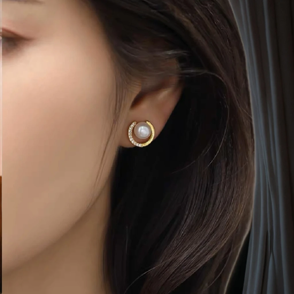 高感网红款铜合金耳饰镀18K金简约小巧气质仿珍珠耳钉耳环饰品